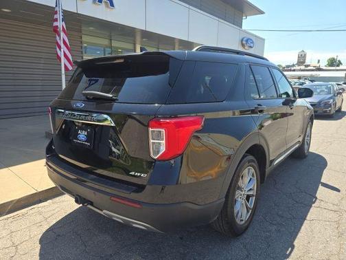 Black Metallic 2023 Ford Explorer XLT