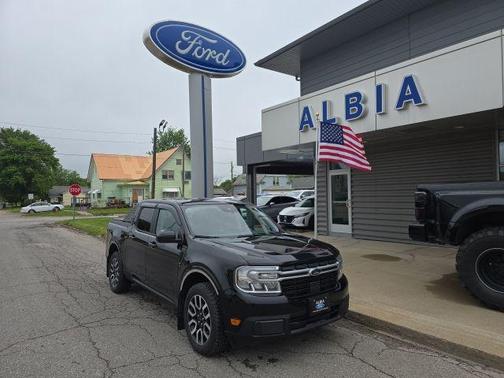 Shadow Black 2024 Ford Maverick Lariat