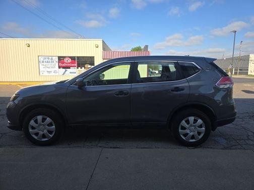 Gun Metallic 2016 Nissan Rogue S