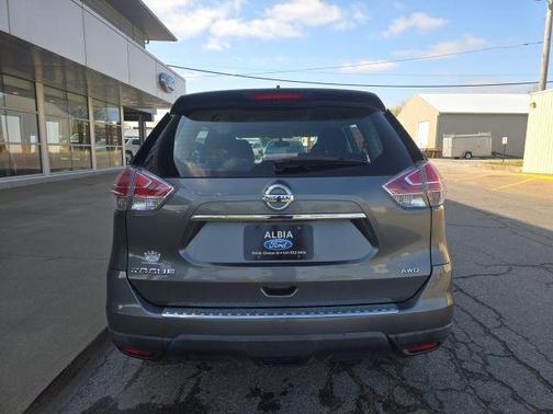 Gun Metallic 2016 Nissan Rogue S