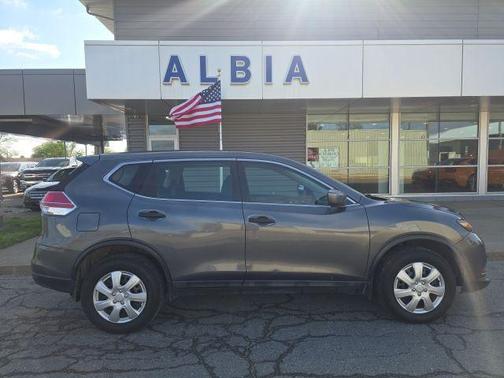 Gun Metallic 2016 Nissan Rogue S