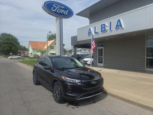 Black Metallic 2023 Ford Escape Active
