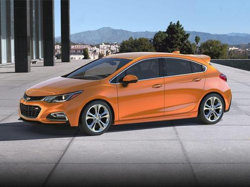 Black 2018 Chevrolet Cruze LT