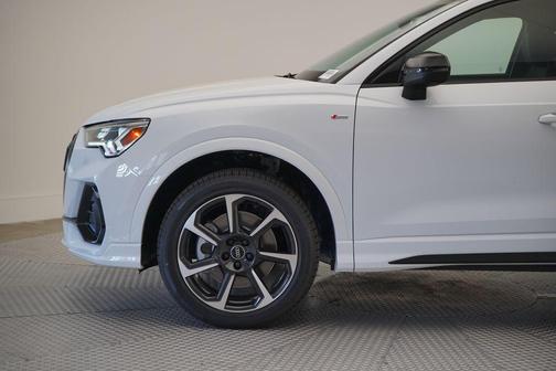 2025 Audi Q3 45 S line Premium Plus
