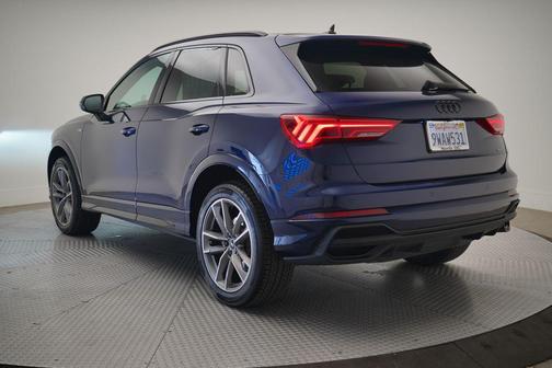 2023 Audi Q3 Premium 45 TFSI S line quattro Tiptronic