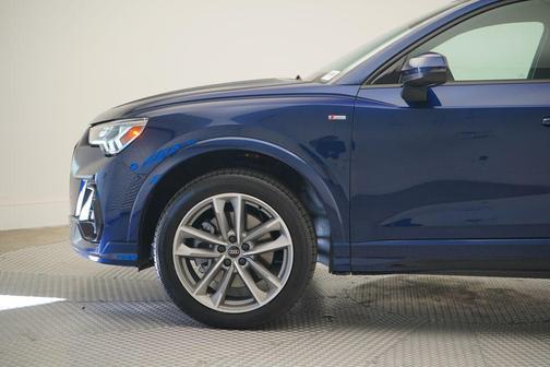 2023 Audi Q3 Premium 45 TFSI S line quattro Tiptronic