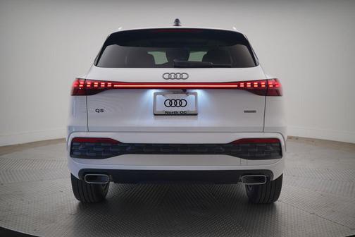 2025 Audi Q5 Premium TFSI quattro S tronic