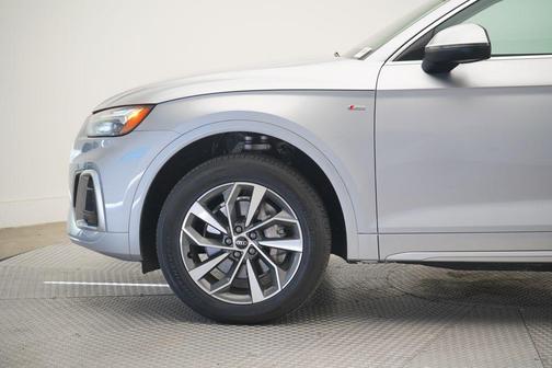 2023 Audi Q5 45 S line Premium