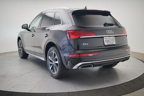 2023 Audi Q5 45 S line Premium Plus