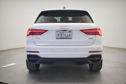 2024 Audi Q3 Premium 45 TFSI S line quattro Tiptronic