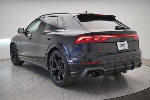 2026 Audi RS Q8 4.0T