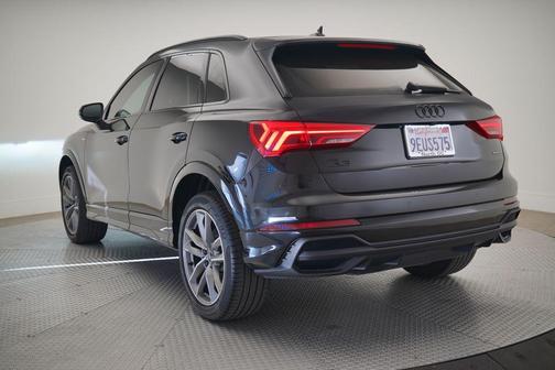 2023 Audi Q3 Premium 45 TFSI S line quattro Tiptronic