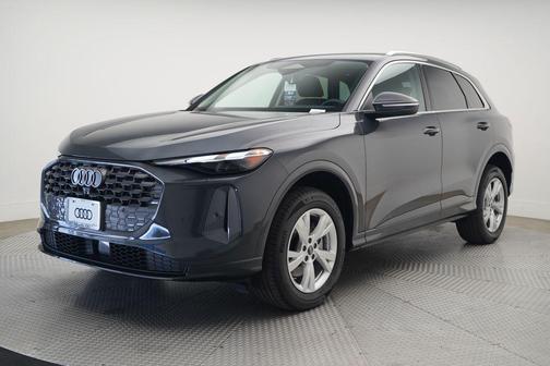 2025 Audi Q5 Premium TFSI quattro S tronic