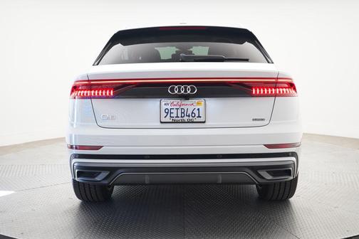 2022 Audi Q8 55 Premium Plus