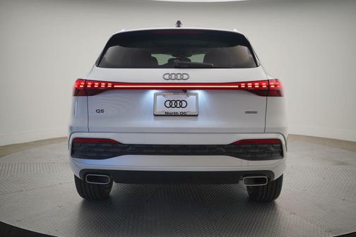 2025 Audi Q5 Premium TFSI quattro S tronic