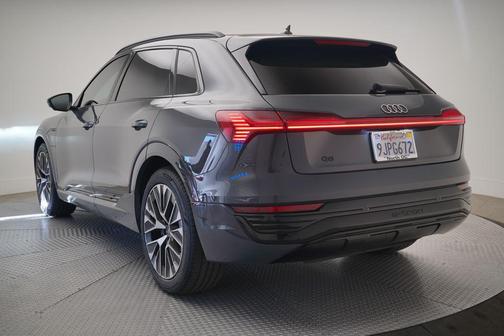 2024 Audi Q8 e-tron Premium Plus