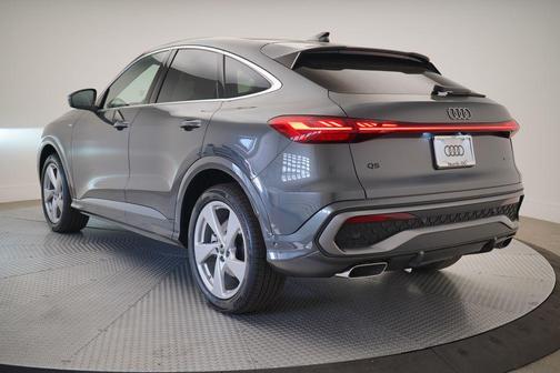 2025 Audi Q5 Sportback Prestige TFSI quattro S tronic