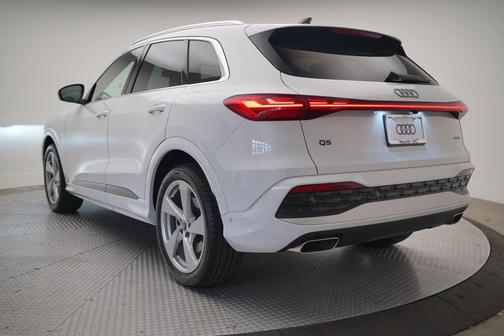 2025 Audi Q5 Prestige