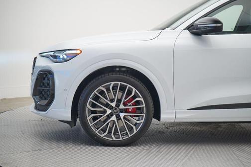 2025 Audi SQ5 3.0T Prestige