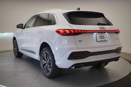 2025 Audi Q5 Premium Plus TFSI quattro S tronic