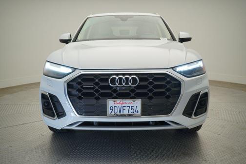 2023 Audi Q5 45 S line Prestige