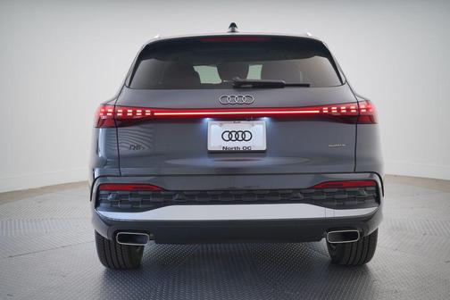2025 Audi Q5 Premium TFSI quattro S tronic