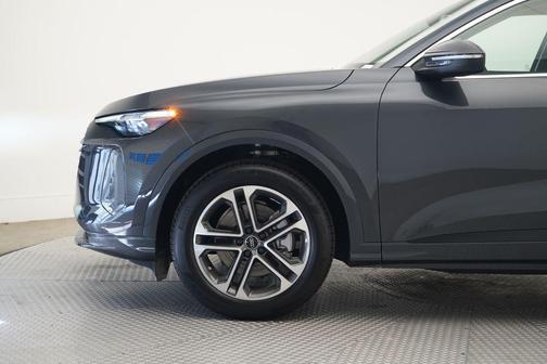 2025 Audi Q5 Prestige TFSI quattro S tronic