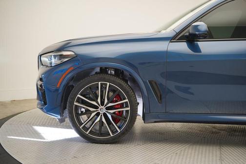 2022 BMW X5 M50i