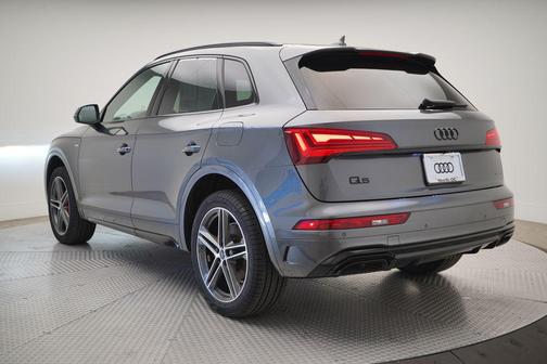 2025 Audi Q5 55 S line Premium Plus