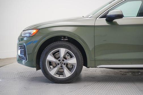 2023 Audi Q5 40 Premium