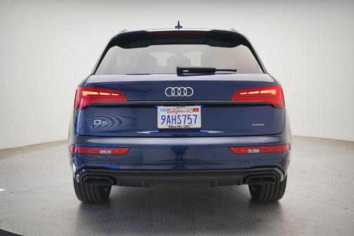 2022 Audi Q5 45 S line Premium Plus