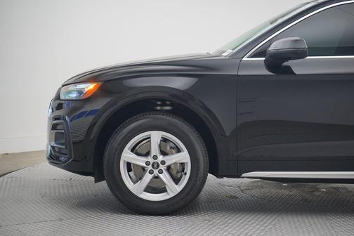 2023 Audi Q5 40 Premium