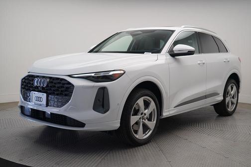 2025 Audi Q5 Premium Plus TFSI quattro S tronic