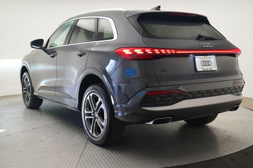 2025 Audi Q5 Premium Plus TFSI quattro S tronic