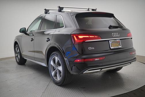 2023 Audi Q5 40 Premium Plus