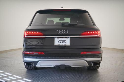 2025 Audi Q7 55 Premium Plus