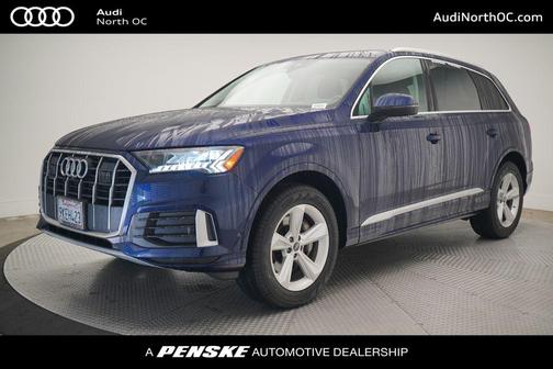 2023 Audi Q7 45 Premium Plus