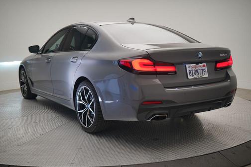 2022 BMW 530e Base