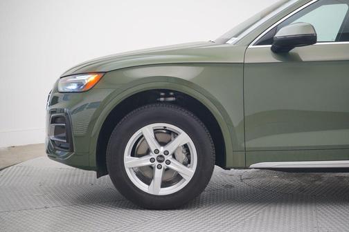 2023 Audi Q5 40 Premium