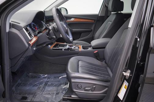 2023 Audi Q5 45 S line Premium