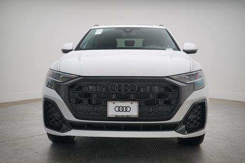 2025 Audi Q8 55 Premium Plus