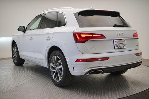 2023 Audi Q5 45 S line Prestige