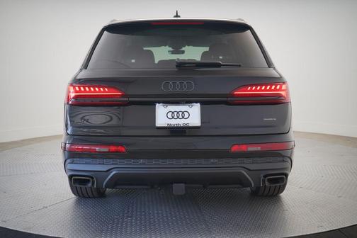 2025 Audi Q7 55 Premium Plus