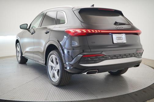2025 Audi Q5 Premium Plus TFSI quattro S tronic