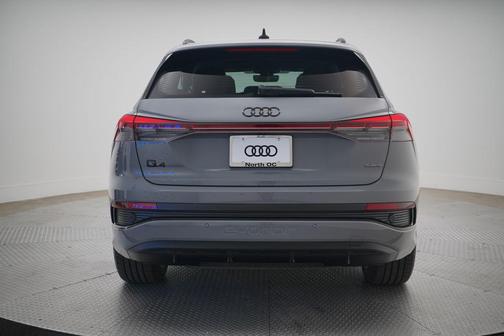 2025 Audi Q4 e-tron Premium Plus 55 quattro
