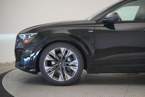 2026 Audi Q8 55 Premium Plus