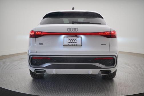2025 Audi Q5 Sportback Prestige TFSI quattro S tronic