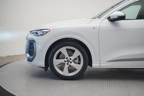 2025 Audi Q5 Sportback Prestige TFSI quattro S tronic