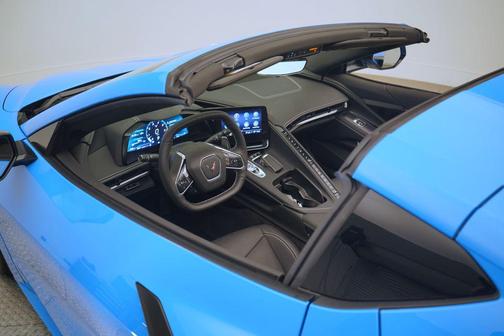 2023 Chevrolet Corvette Stingray w/2LT