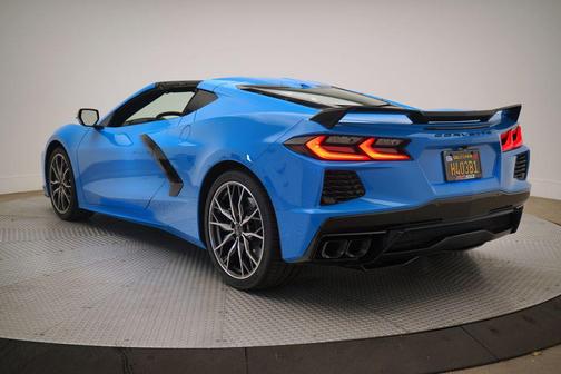 2023 Chevrolet Corvette Stingray w/2LT